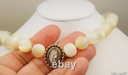 14k Gold Vintage Estate Mother Of Pearl Cameo Necklace
