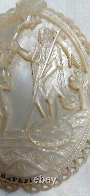 Antique Mother of Pearl Bethlehem religious carving, Batessimo. XIXth. Cent