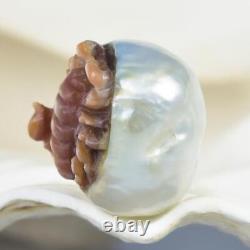 GIANT South Sea Baroque Pearl & Carved Mother-of-Pearl Shell Scorpion 4.61 g