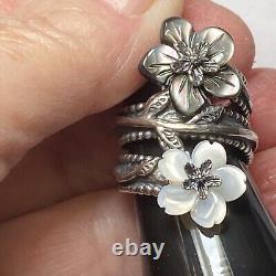 Marked Pz Israel 925 Carved Iridescent Mother Of Pearl Fliers Ring Size 7 1/4