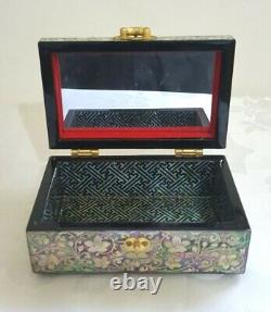 Perfect mother-of-pearl design and carving box Mid-20th century