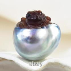 South Sea Baroque Pearl & Carved Bronze-color Mother-of-Pearl Shell Frog 3.92 g