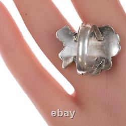 Sz7 Vintage zuni carved mother of pearl and coral silver ring