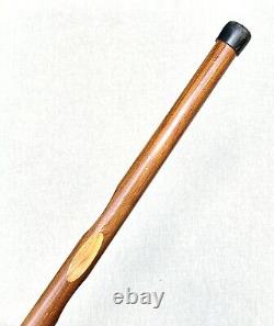 Bâton de marche canne avec bouton de frime en nacre et bois sculpté ancien vintage