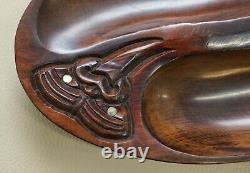 Bol à bijoux en bois sculpté à la main en Nouvelle-Zélande avec des yeux en nacre de Wood Carved Ltd