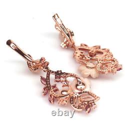 Boucles d'oreilles en argent 925 avec nacre rose sculptée, rubis et zircone cubique