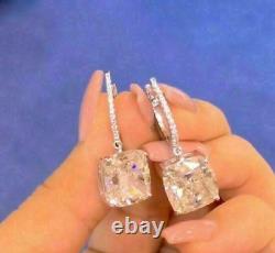 Boucles d'oreilles pendantes et pendantes en diamant de laboratoire taillé en coussin 2Ct avec finition en or blanc 14 carats