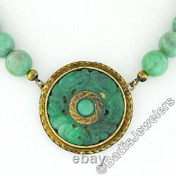 Collier à 16 brins de perles anciennes avec pendentif en or 14 carats gravé en jade vert sculpté