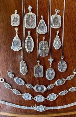 Collier de perles de fleurs de corail de 32 pouces en or 14 carats à 4 rangs sculptés à la main