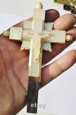 Croix d'Antiquité Sculptée en Nacre de la Terre Sainte Stations de la Croix Reliquaire