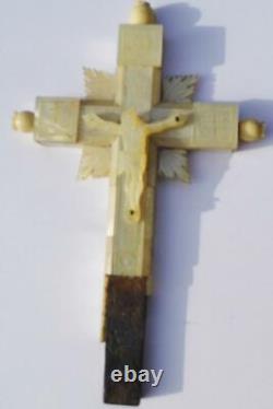 Croix d'Antiquité Sculptée en Nacre de la Terre Sainte Stations de la Croix Reliquaire