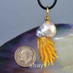 Pendentif Nautilus Perle de Culture des mers du Sud Sculptée en Nacre Mère de Perle Diamant en Argent 9,92 g