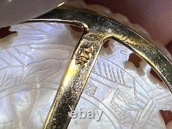 Pendentif de jeton de jeu chinois sculpté en nacre d'oiseau en or jaune 14 carats